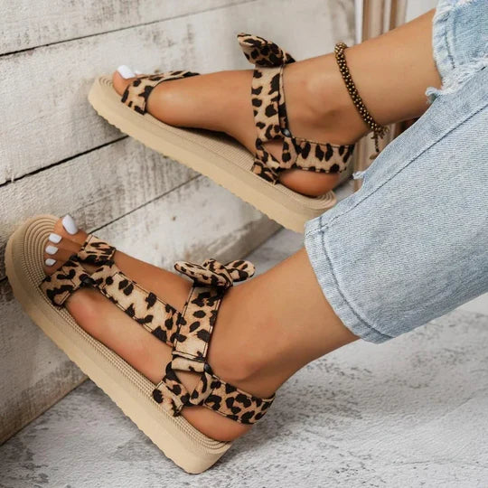 Luna - Stijlvolle Sandalen met Leopardprint