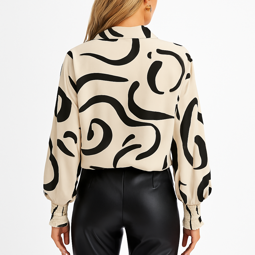 ESRA - Blouse met bloemenprint.